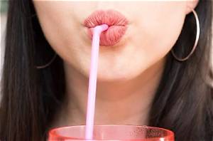 Does Drinking Through a Straw Help with Teeth Staining?