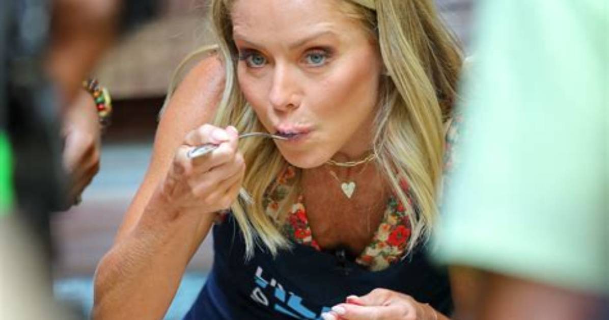 Does Kelly Ripa Have a Eating Disorder? Weight Loss & Other Issues