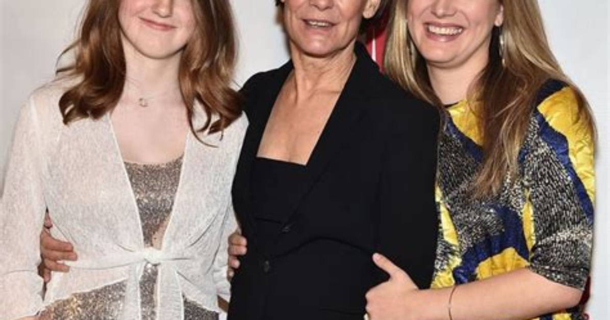 Does Laurie Metcalf Have a Daughter the Untold