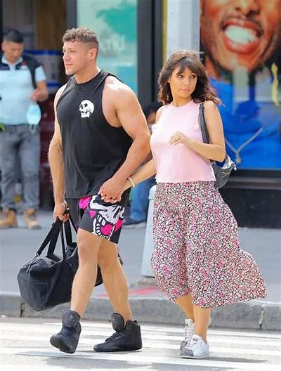Does Roxanne Pallett Have a Child?