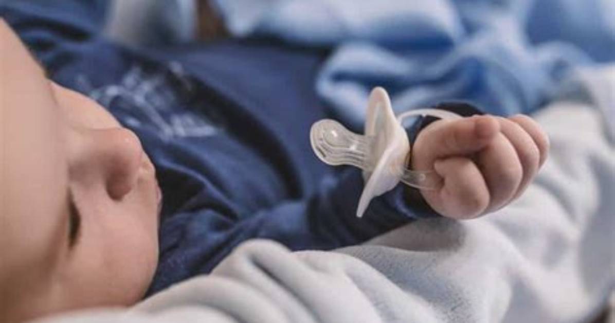 Does the Pacifier Help with Gas?