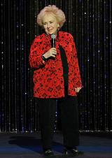 Doris Roberts Height
