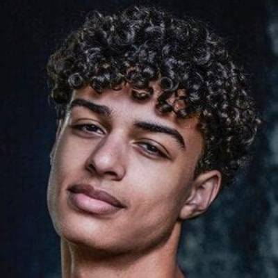 Drew Davis Net Worth