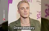 Drew Starkey (Actor) Wiki, Bio, Age, Height, Weight, Affair, Net Worth, Girlfriend, Dating, Family, Facts
