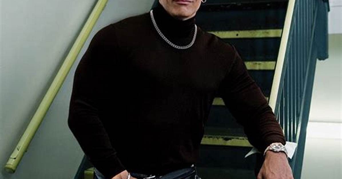 Dwayne Turtleneck: the Iconic Fashion Statement You Need in Your Wardrobe