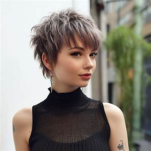 Edgy & Chic: Choppy Layers on Short Hair!