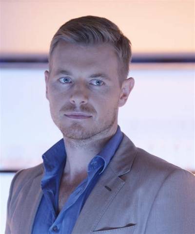 Elias Harper: Quantico Character Profile