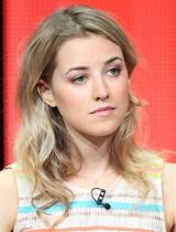 Ella Rae Peck Net Worth