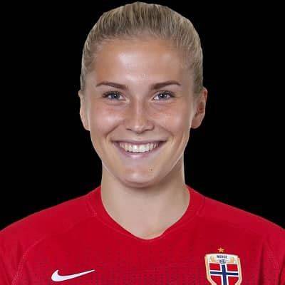 Emilie Nautnes Height, Weight, Net Worth, Age, Birthday, Wikipedia, Who, Instagram, Biography