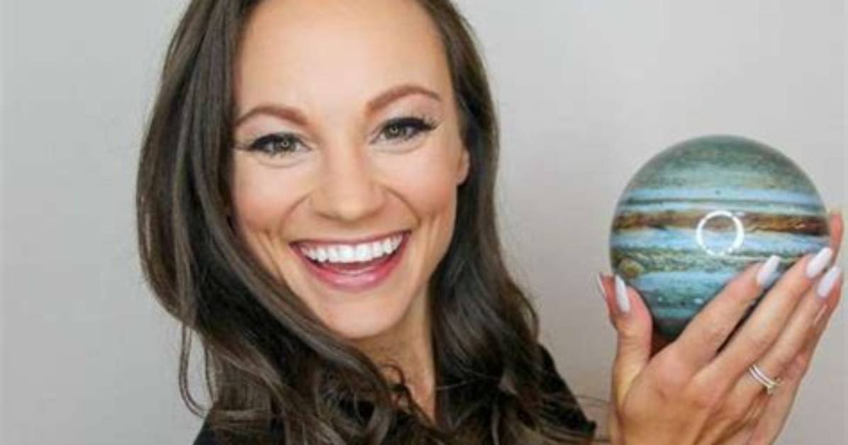 Emily Calandrelli Bio Wiki Age Height Net Worth