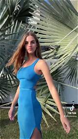 Emily Feld 2021: Rising Star in the Fashion and Entertainment World
