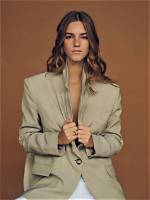 Emily Feld Model: a Rising Star in the Fashion World