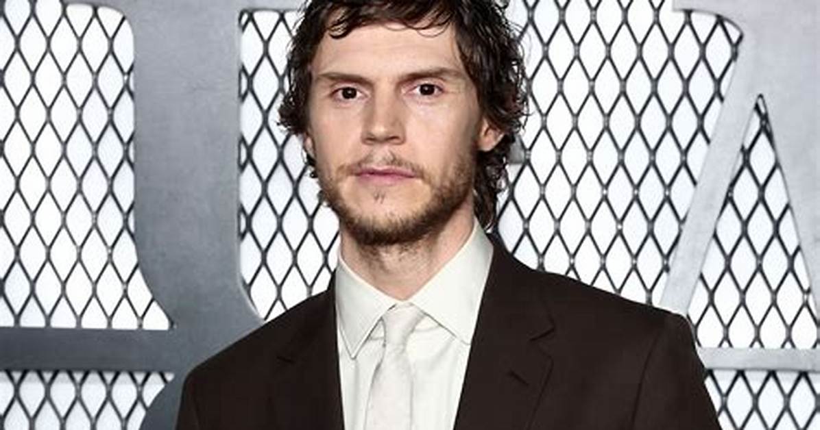Evan Peters: Exclusive Insights & News