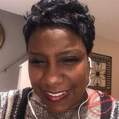 Evelyn Holmes Husband: Know About Her Net Worth, Age and Kids