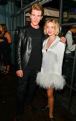 Ewan Mitchell Age and Height – His Girlfriend, Parents and Family