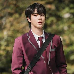 Exploring Hwang in Yeop's Life: Who Is His Wife?