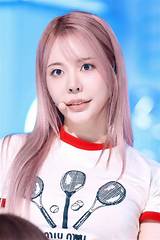 Exploring the Journey of Sunny from Snsd: a Multifaceted Star