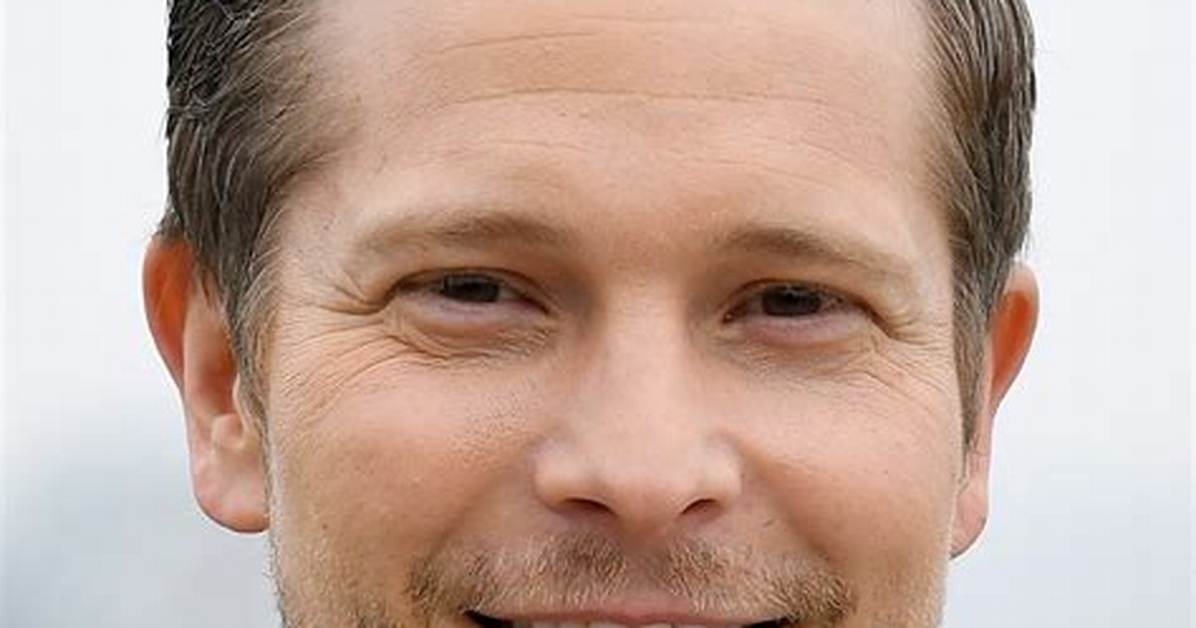 Exploring the Life of Matt Czuchry's Wife and Family: a Closer Look