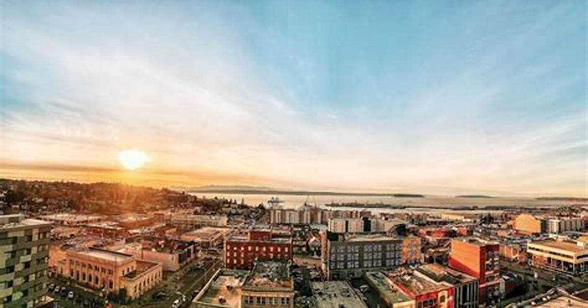 Exploring the Unique Connection of Everett and Hurite