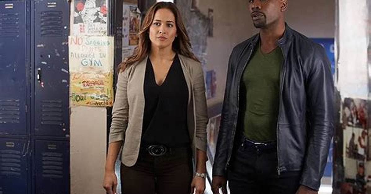 Family Ties: Learn About Jaina Lee Ortiz's Journey as a Mother