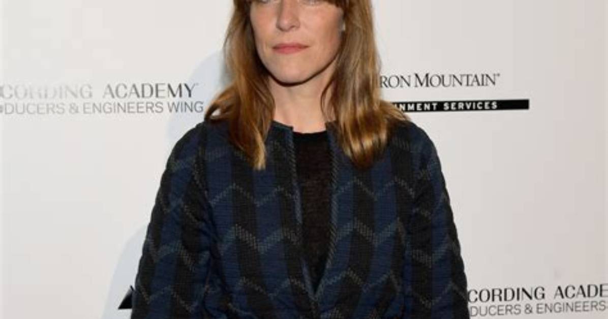 Feist’s Net Worth, Biography, Career, Awards, Fact and Life Story