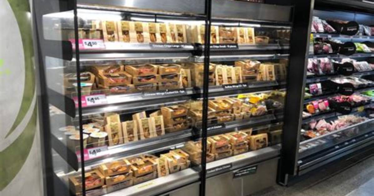 Food Workers' Guide to Handling Display Case Food Safely