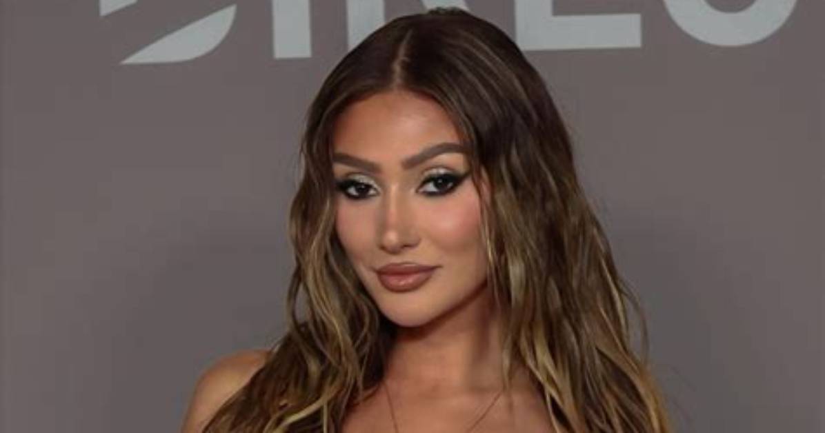 Francesca Farago- Net Worth, Bio, Age, Boyfriend, Dating, Height, Career