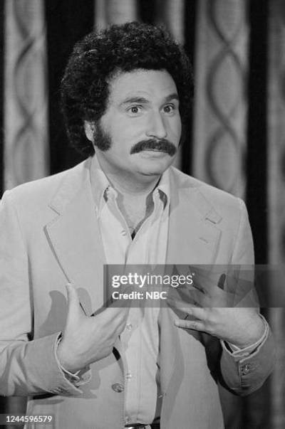 Gabriel Kaplan: Legendary Comedian and Sportscaster