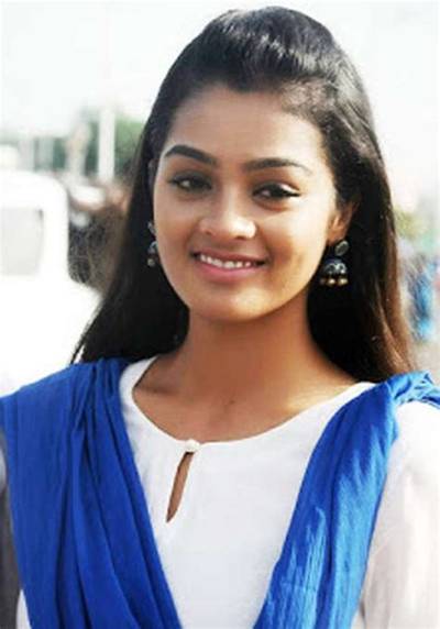 Gayathrie Shankar Height, Weight, Net Worth, Age, Birthday, Wikipedia, Who, Instagram, Biography