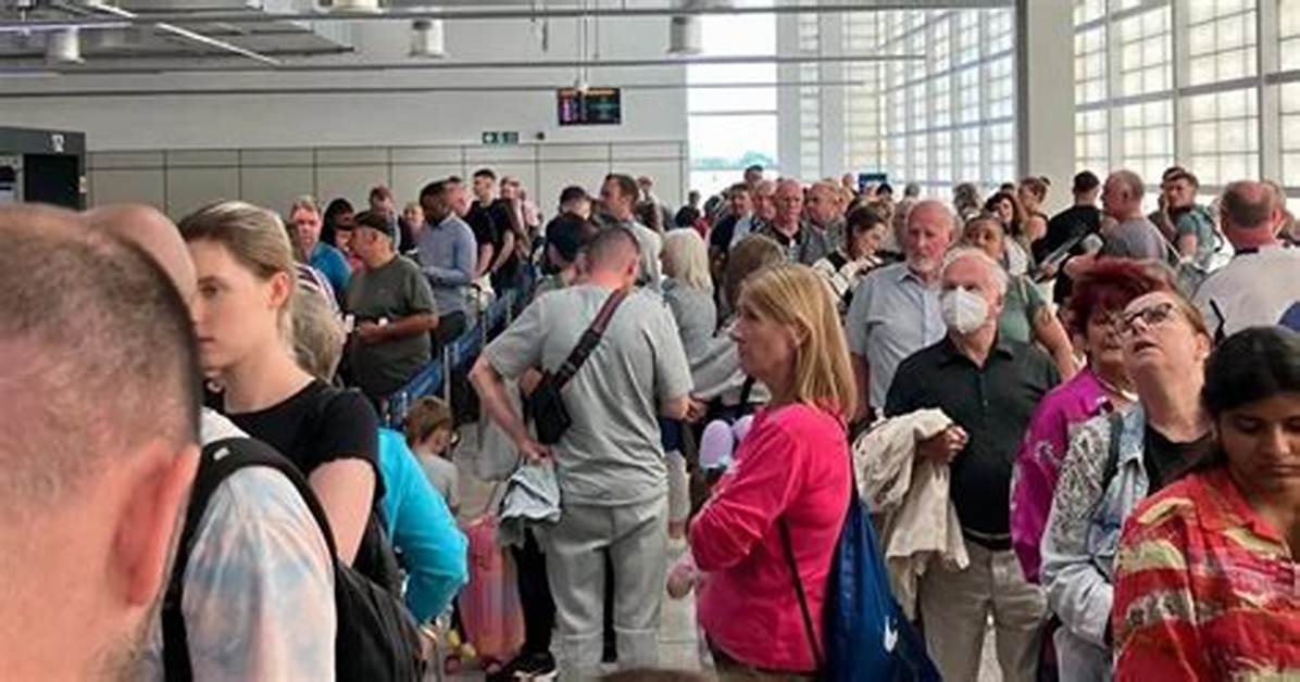 Glasgow Airport Incident as Security Closed And