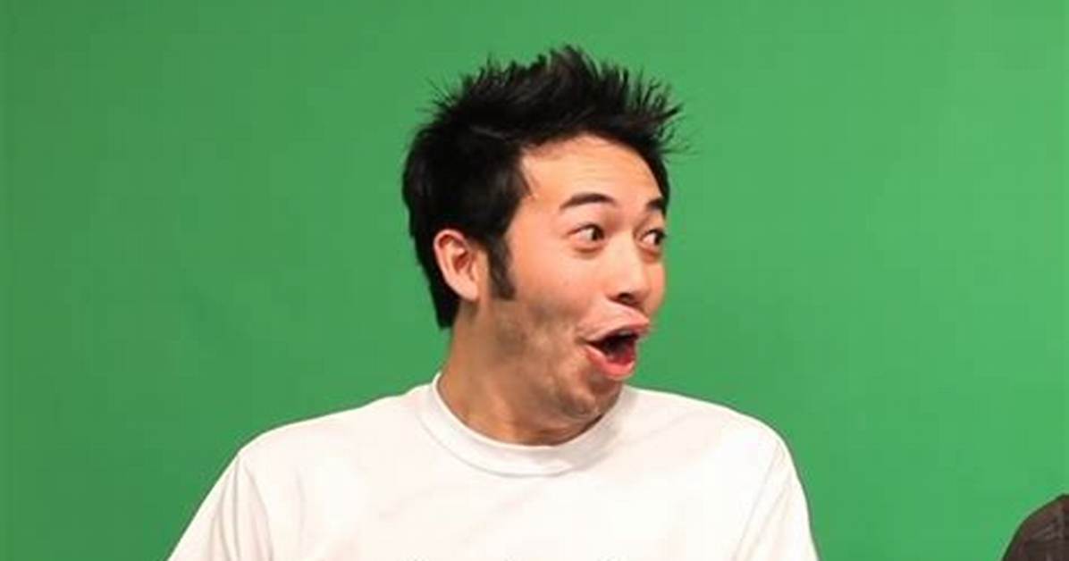 Gootecks Aka Pogchamp Face Revealed: Everything on His Wife Age, and Net Worth