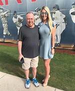 Guerin Austin Married, Husband, Age, Height, Bikini, Boyfriend, Salary, Bio