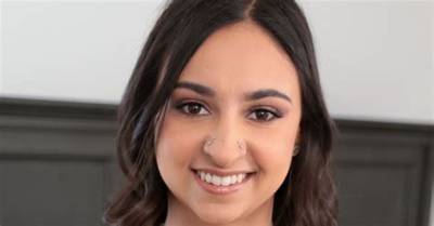 Hailey Rose Gif: a Comprehensive Guide to Her Viral Fame, Career, and Impact