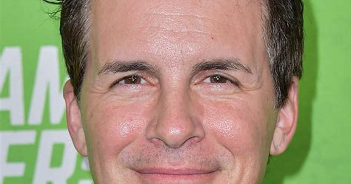 Hal Sparks Comedian Bio Wiki Age Height Wife Movies Youtube and Net