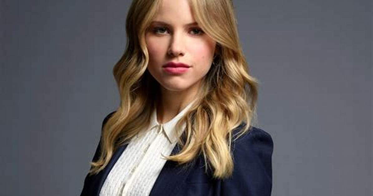 Halston Sage Siblings Meet Kate Sage Max