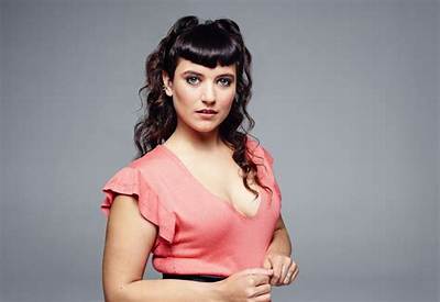 Hannah Dunne Bio, Wiki, Age, Height, Family, Husband, Movies and Net Worth.