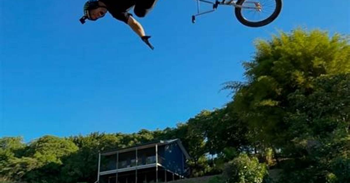 Has Anyone Done a Triple Backflip on a Dirt Bike?