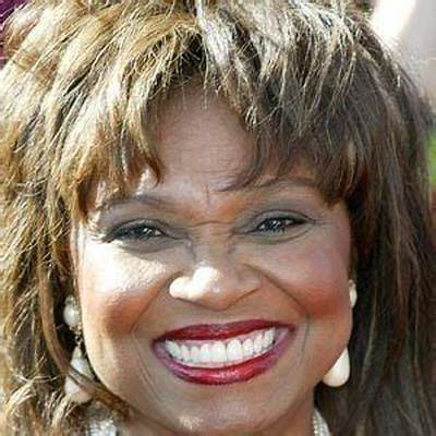 Hattie Winston Net Worth