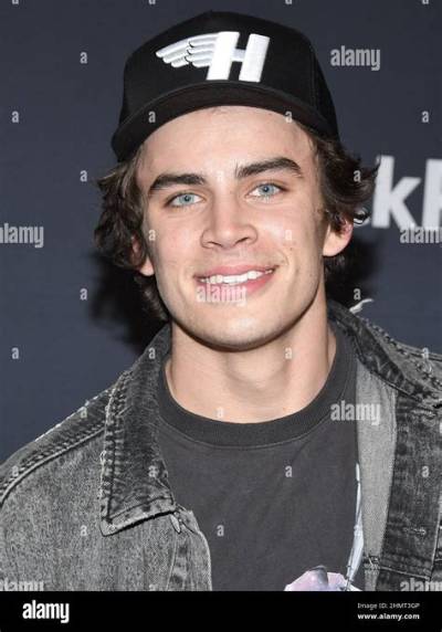 Hayes Grier