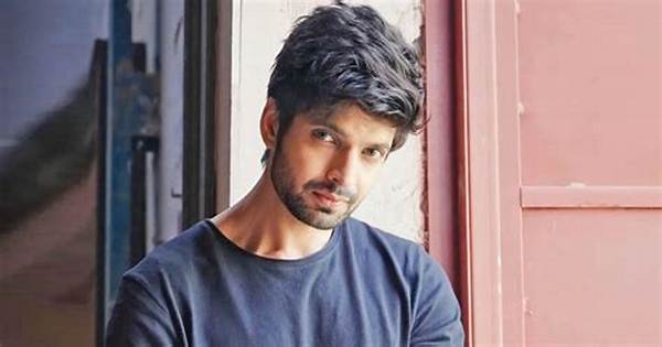 Hitesh Bharadwaj Height, Weight, Net Worth, Age, Birthday, Wikipedia, Who, Instagram, Biography