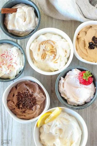 Homemade Whipped Cream (10 Flavors)