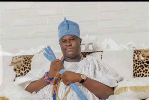 “Horny of Ife” Nigerians Make Fun of the Ooni of Ife for Marrying Six Women in Two Months.