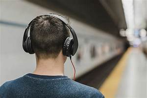 How Do I Listen to My Headphones on My Samsung Tv?