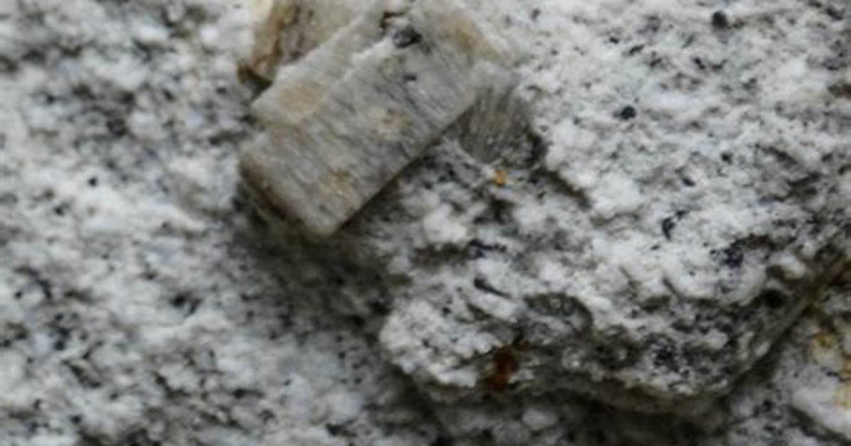 How Do Trachyte Form?