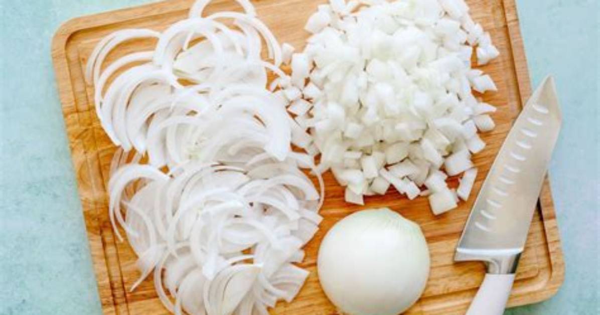 How Do You Cut an Onion