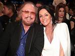 How Long Has Barry Gibb Been Married
