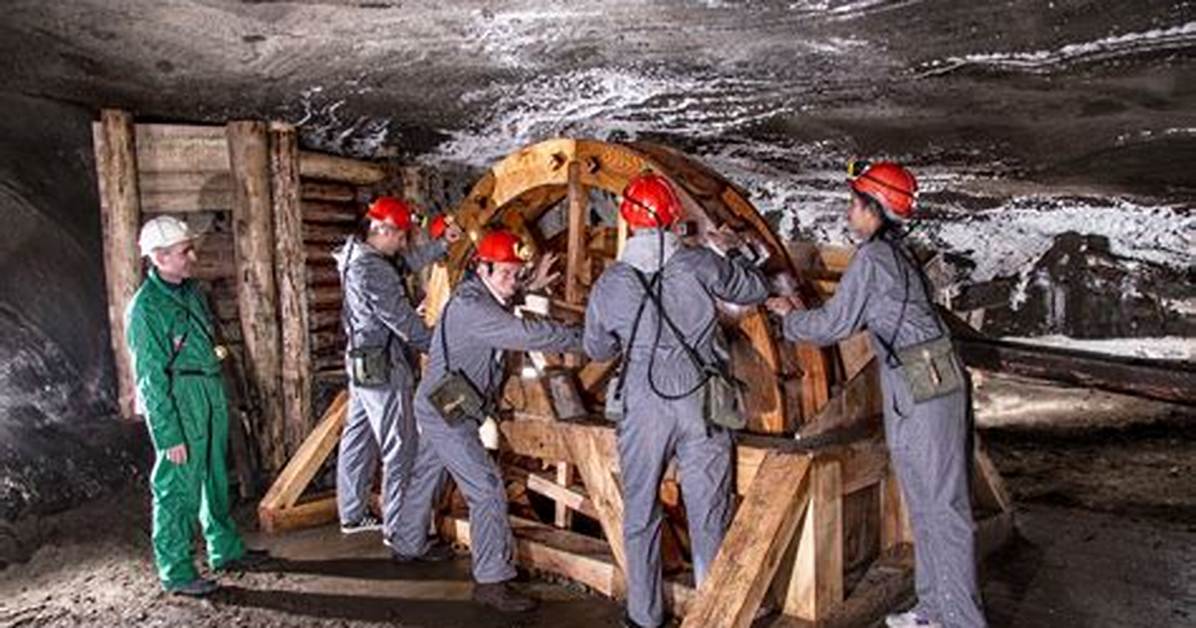 How Much Do Salt Miners Make