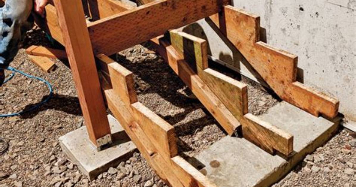 How to Attach Stringers to A