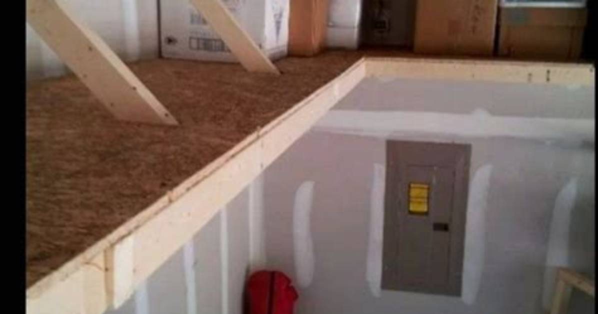 How to Build a Freestanding Drywall Room