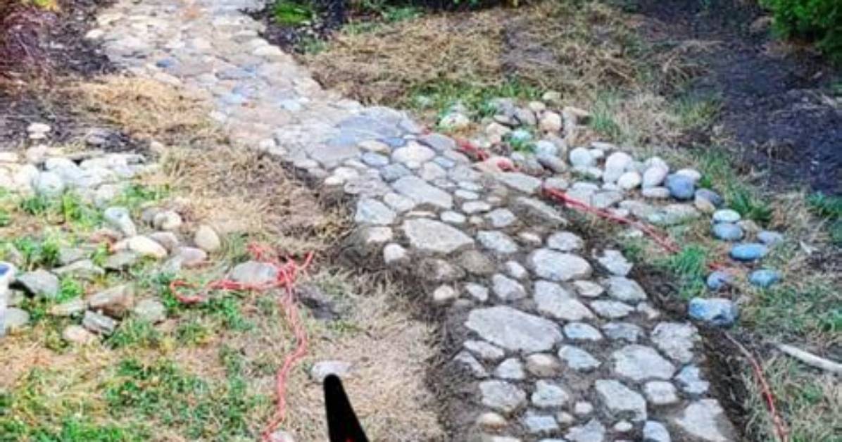 How to Build a Path Using River